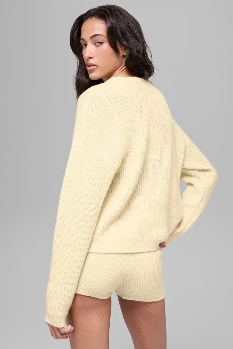 Alo Yoga Candlelight Yellow Collection - Winter 2026 — EXTRA MAGIC